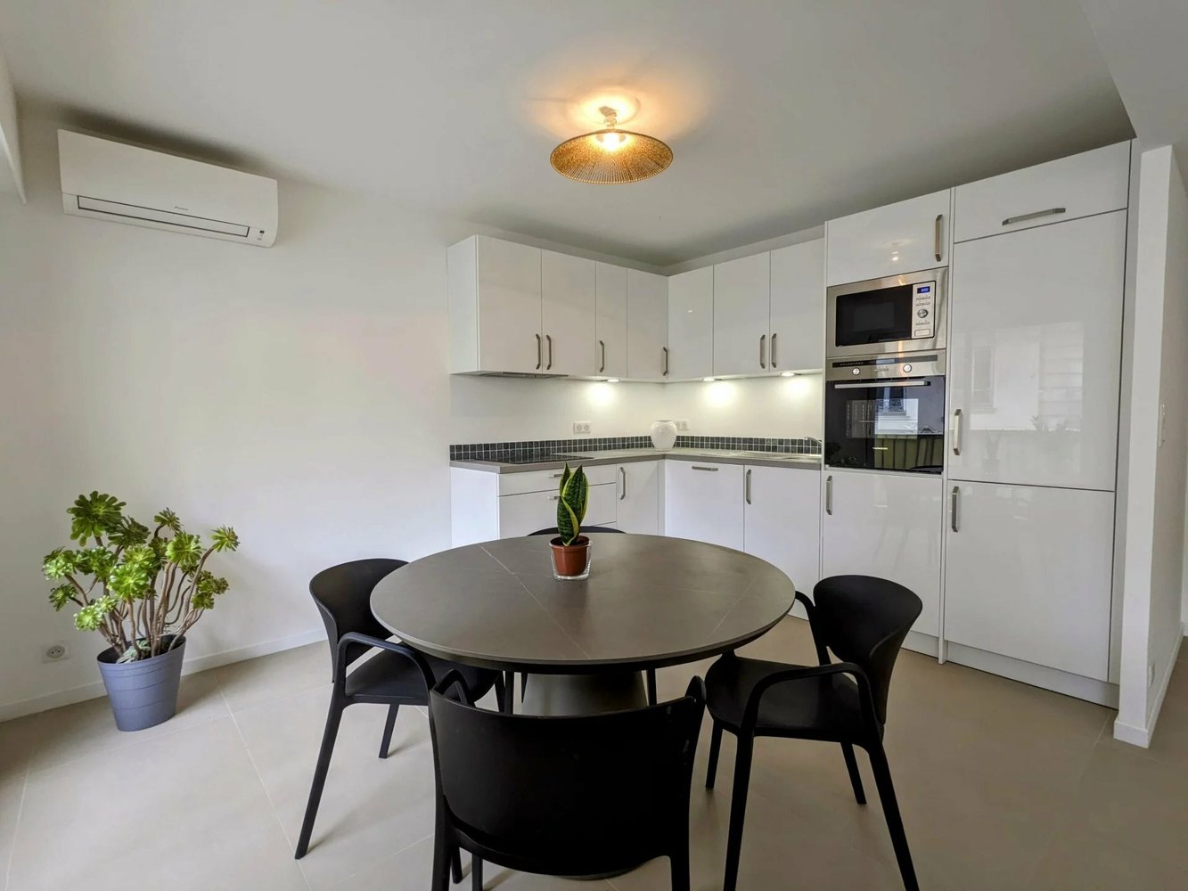 Property photo in Musicians Quarter