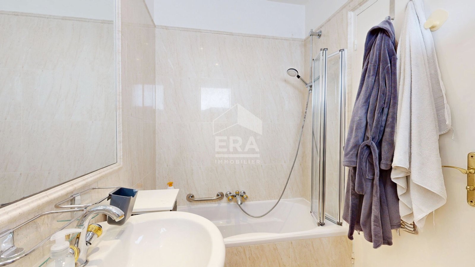 Property photo in Musicians Quarter