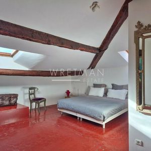 Property in Old Town