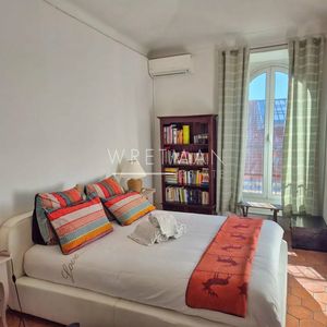 Property in Old Town