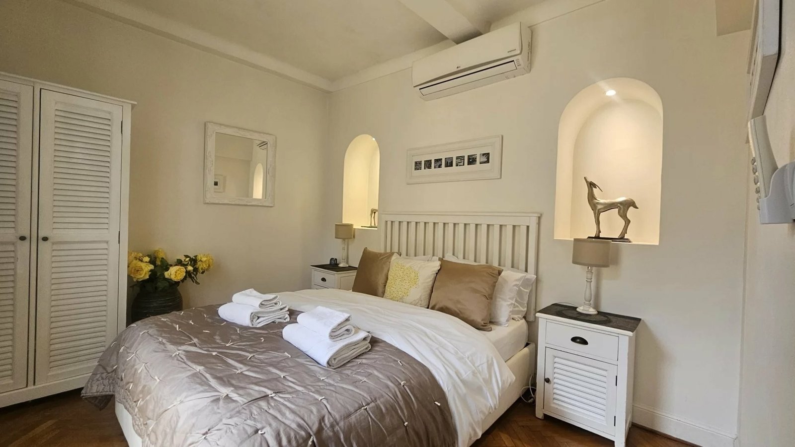 Property photo in Old Town