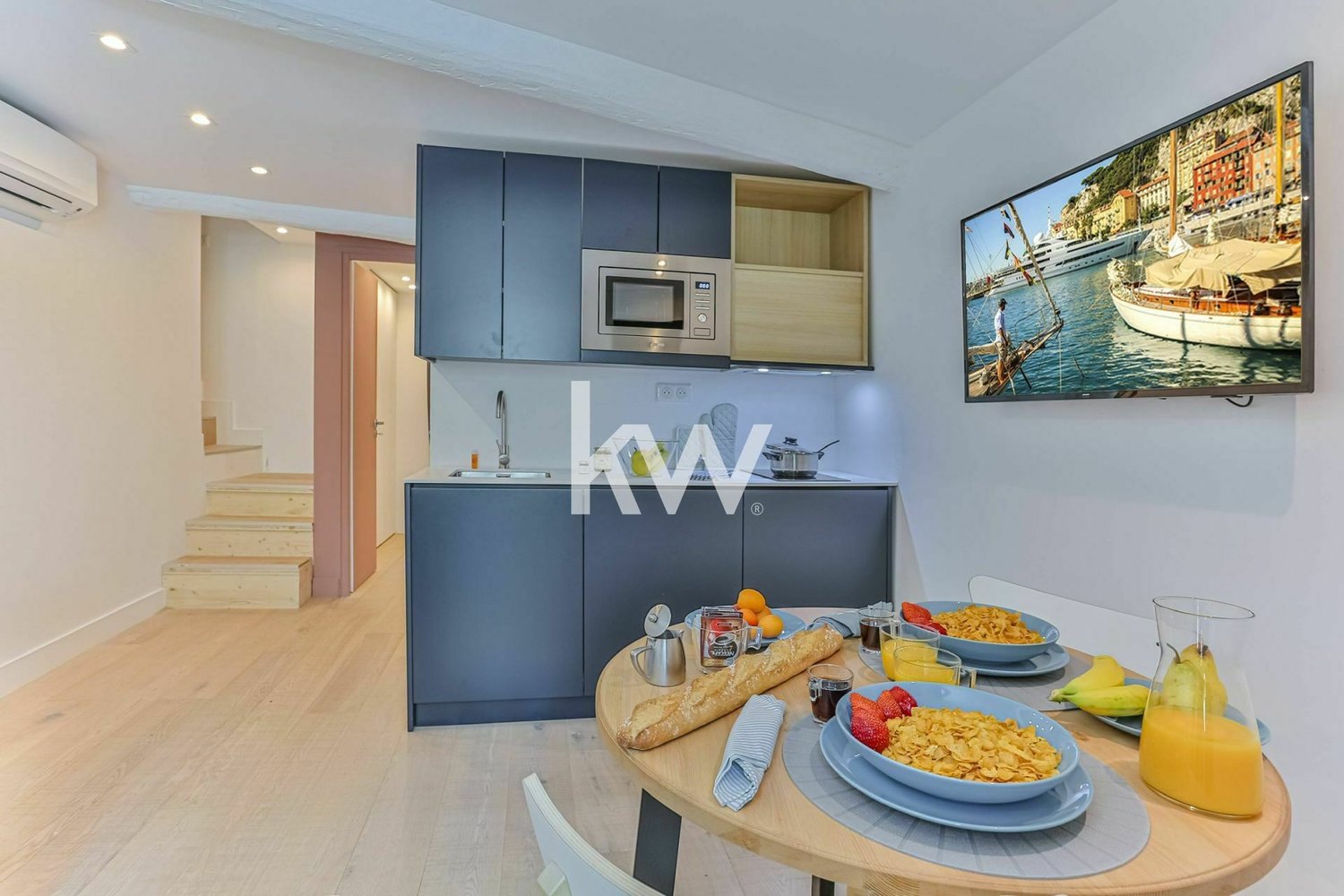 Property photo in Port