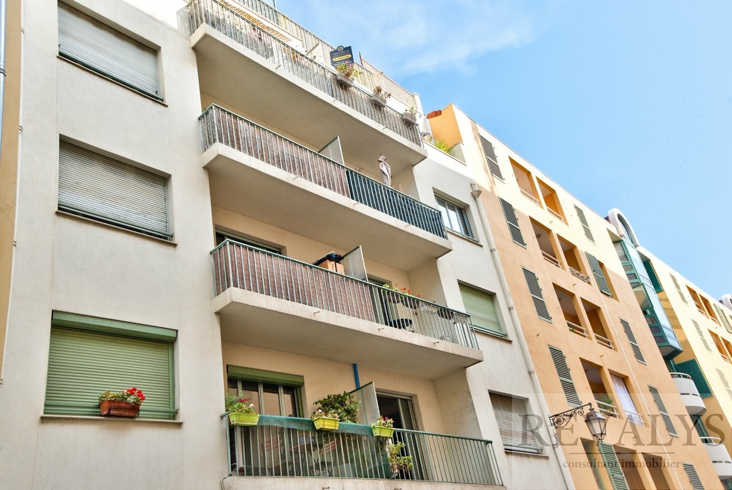 Property photo in Port