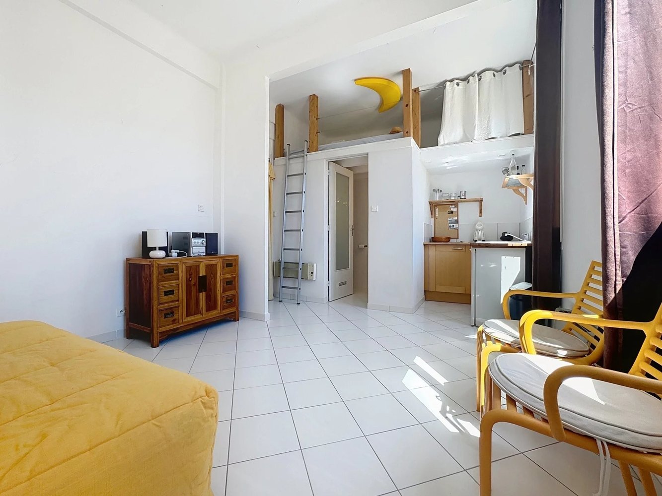 Property photo in Port