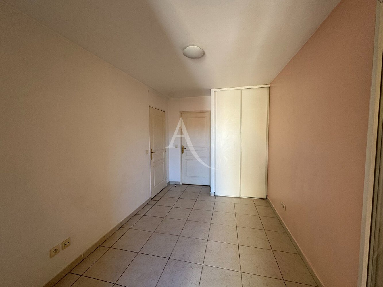 Property photo in Port