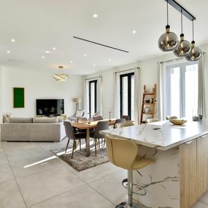 Property in Carre d'Argent