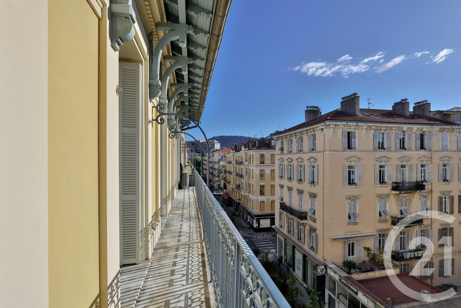 Property photo in Carre d'Argent