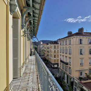 Property in Carre d'Argent