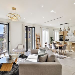 Property in Carre d'Argent