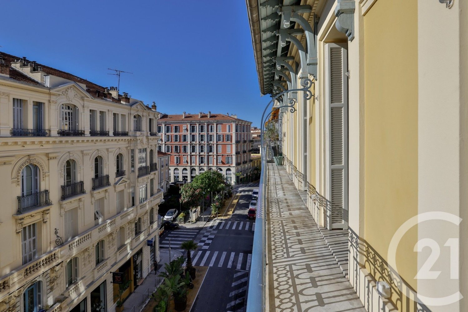 Property photo in Carre d'Argent