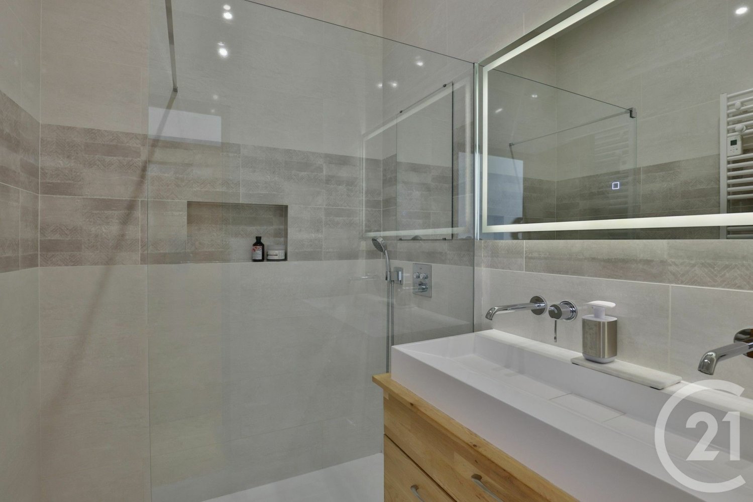 Property photo in Carre d'Argent