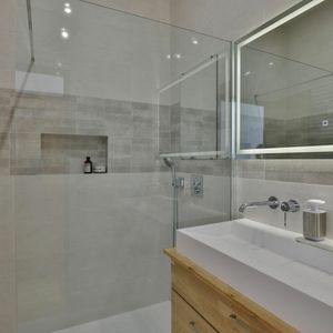 Property in Carre d'Argent