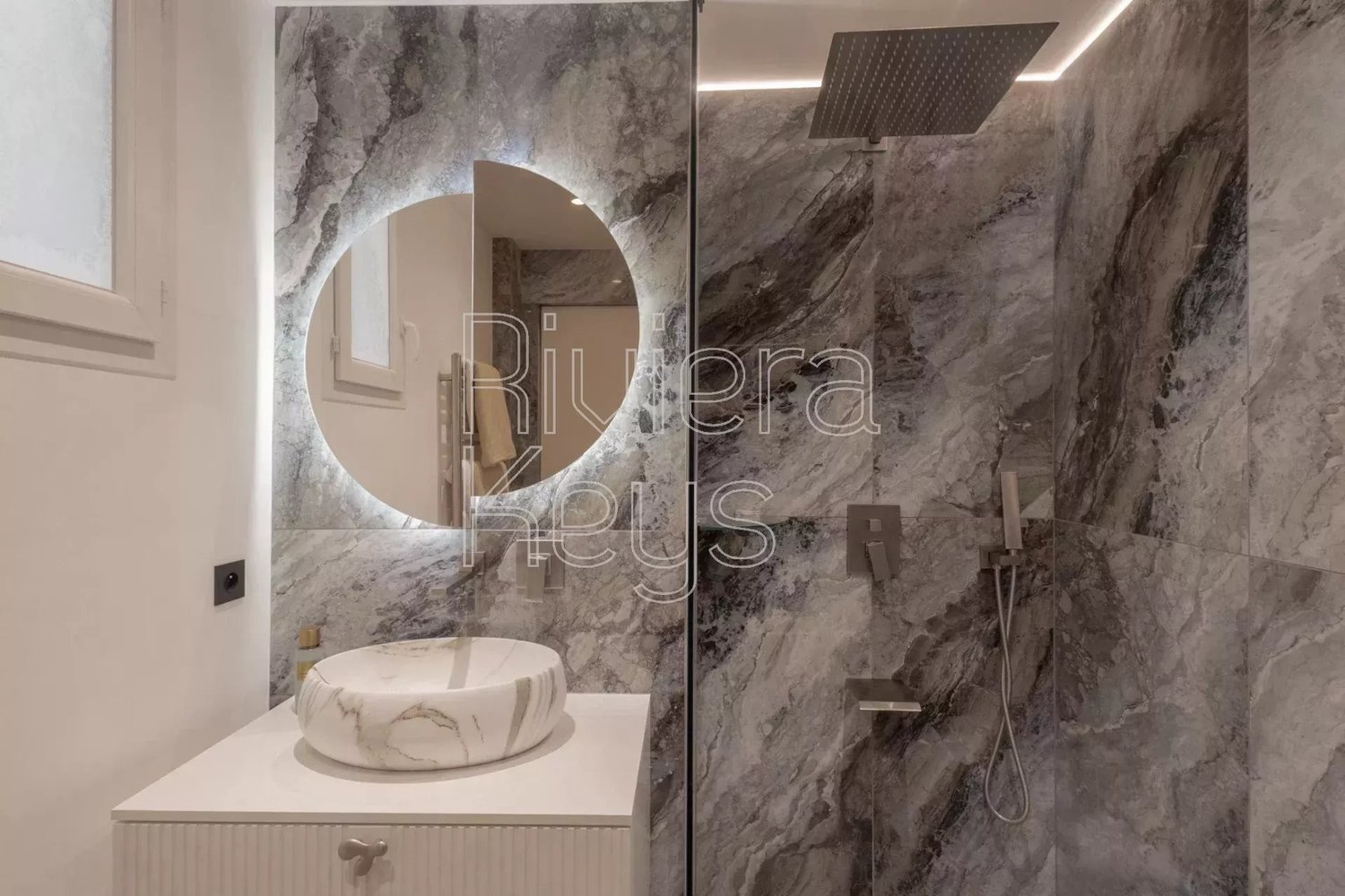 Property photo in Carre d'Argent