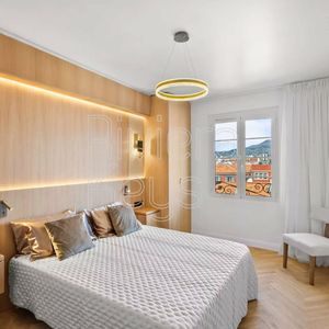 Property in Carre d'Argent