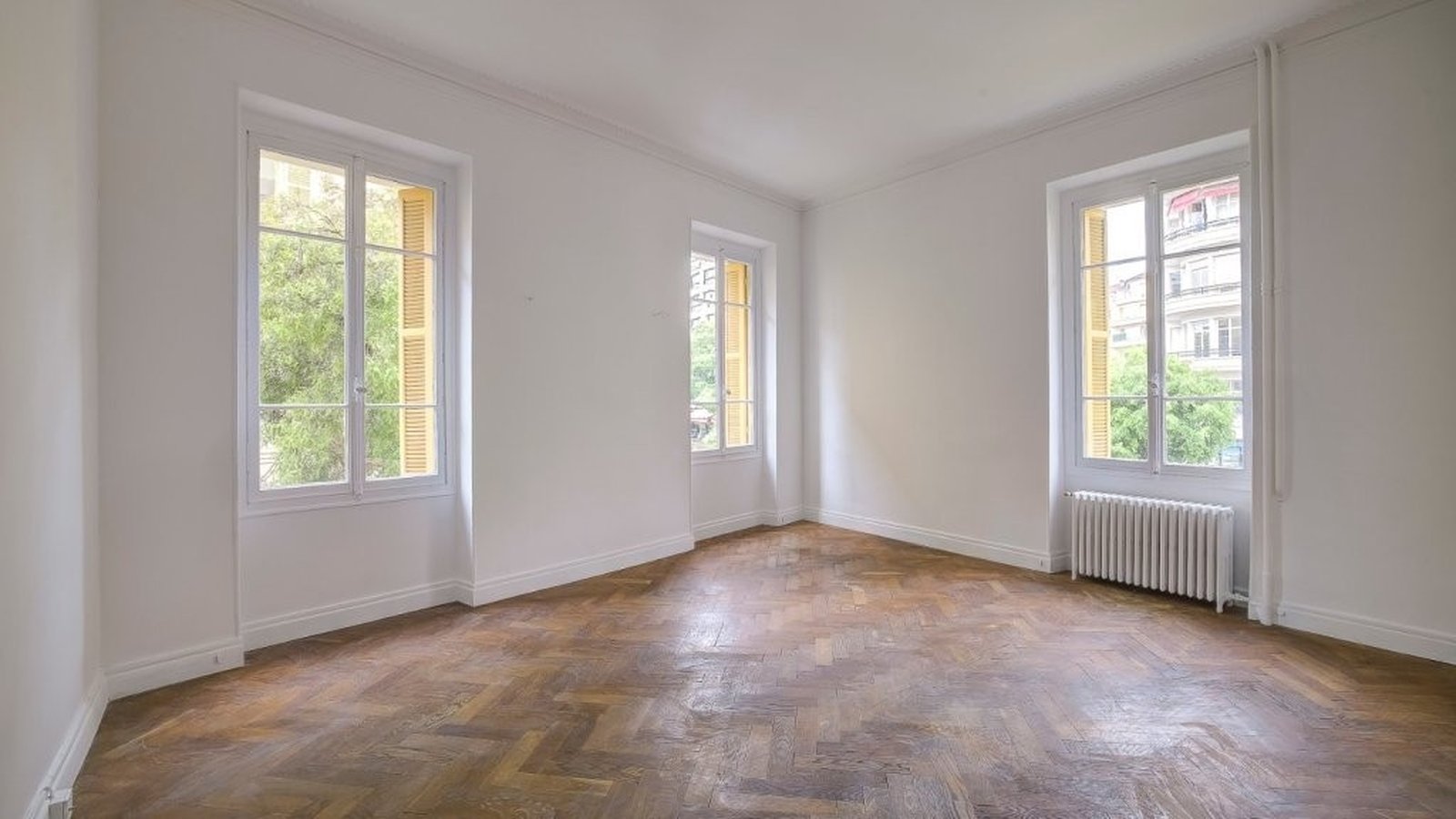 Property photo in Carre d'Argent