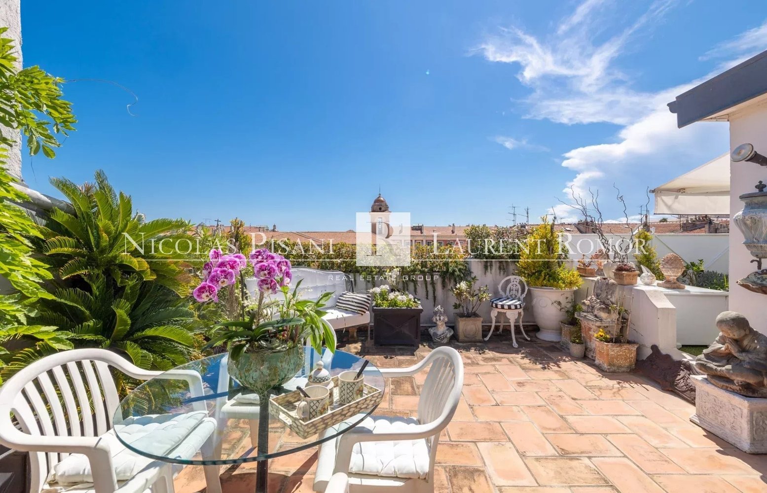 Property photo in Carre d'Argent