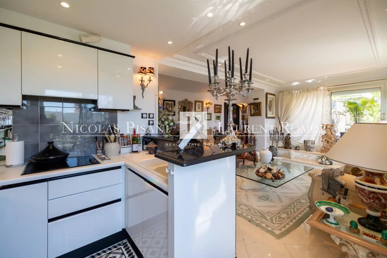 Property photo in Carre d'Argent