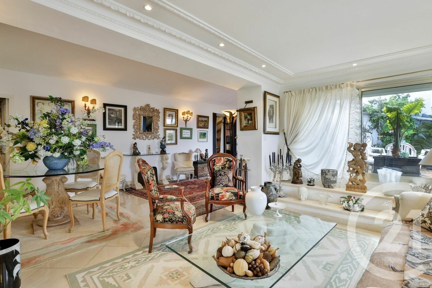 Property photo in Carre d'Argent