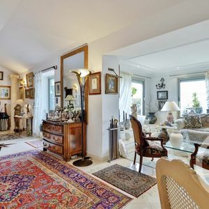 Property in Carre d'Argent