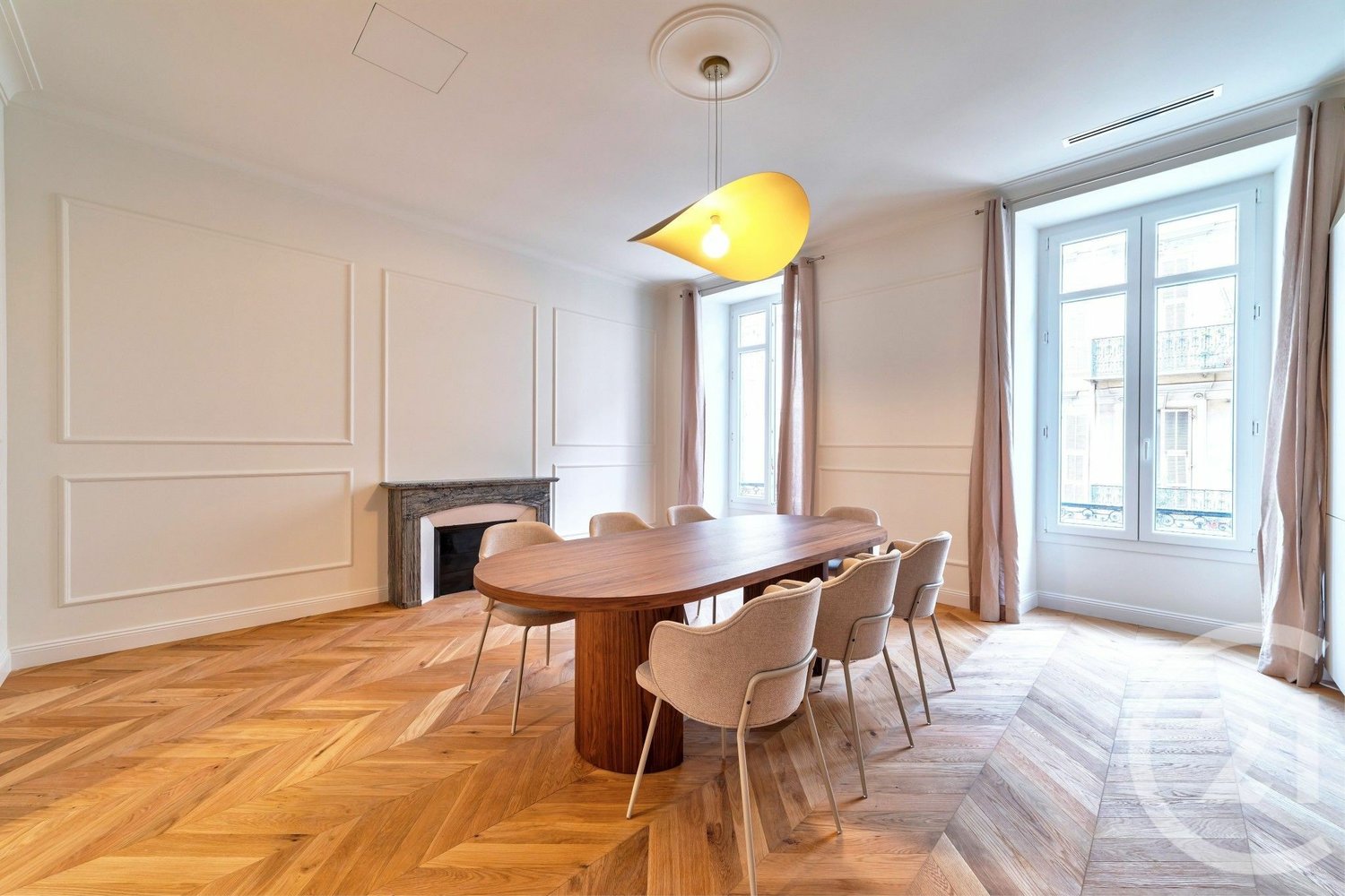 Property photo in Carre d'Argent