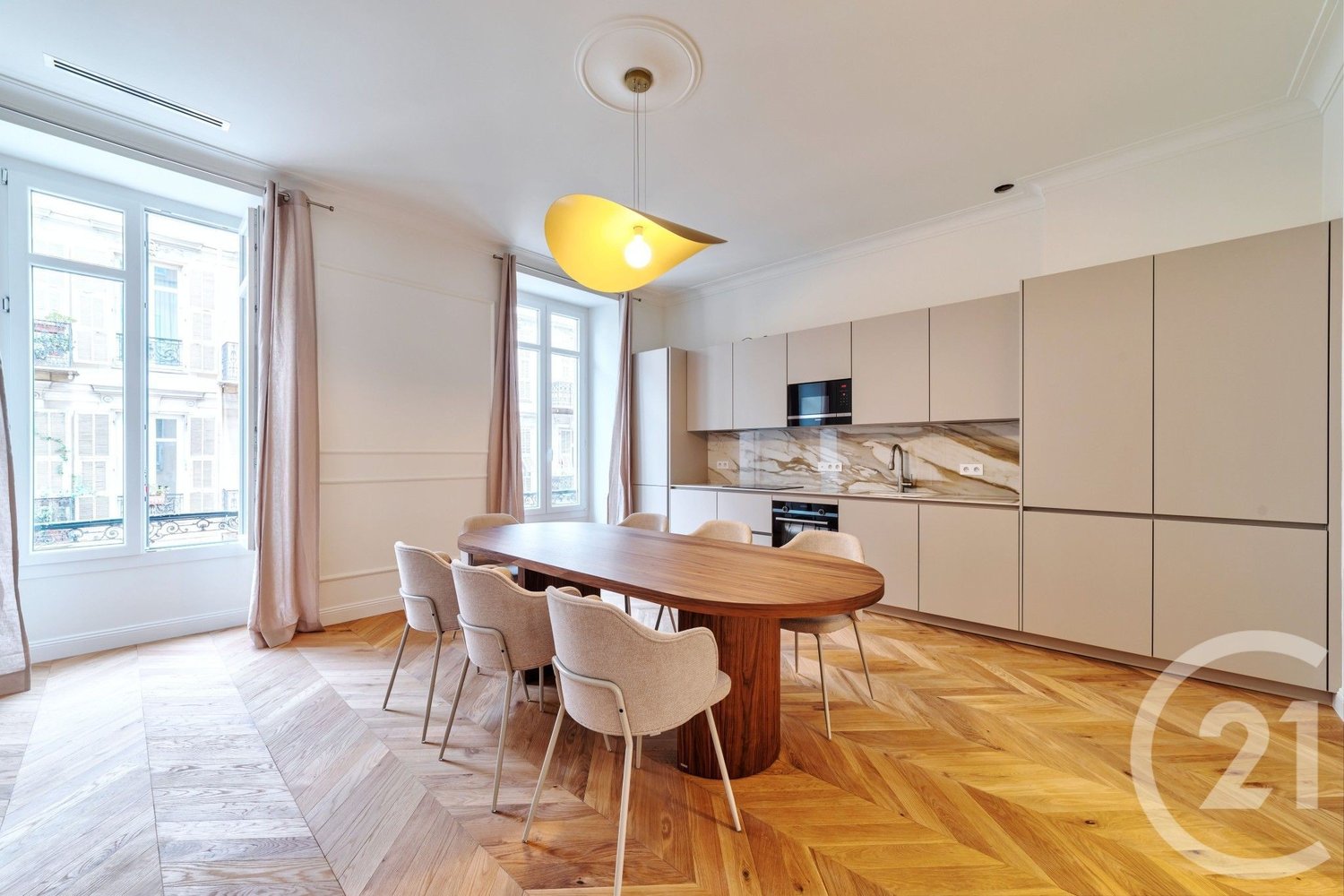 Property photo in Carre d'Argent