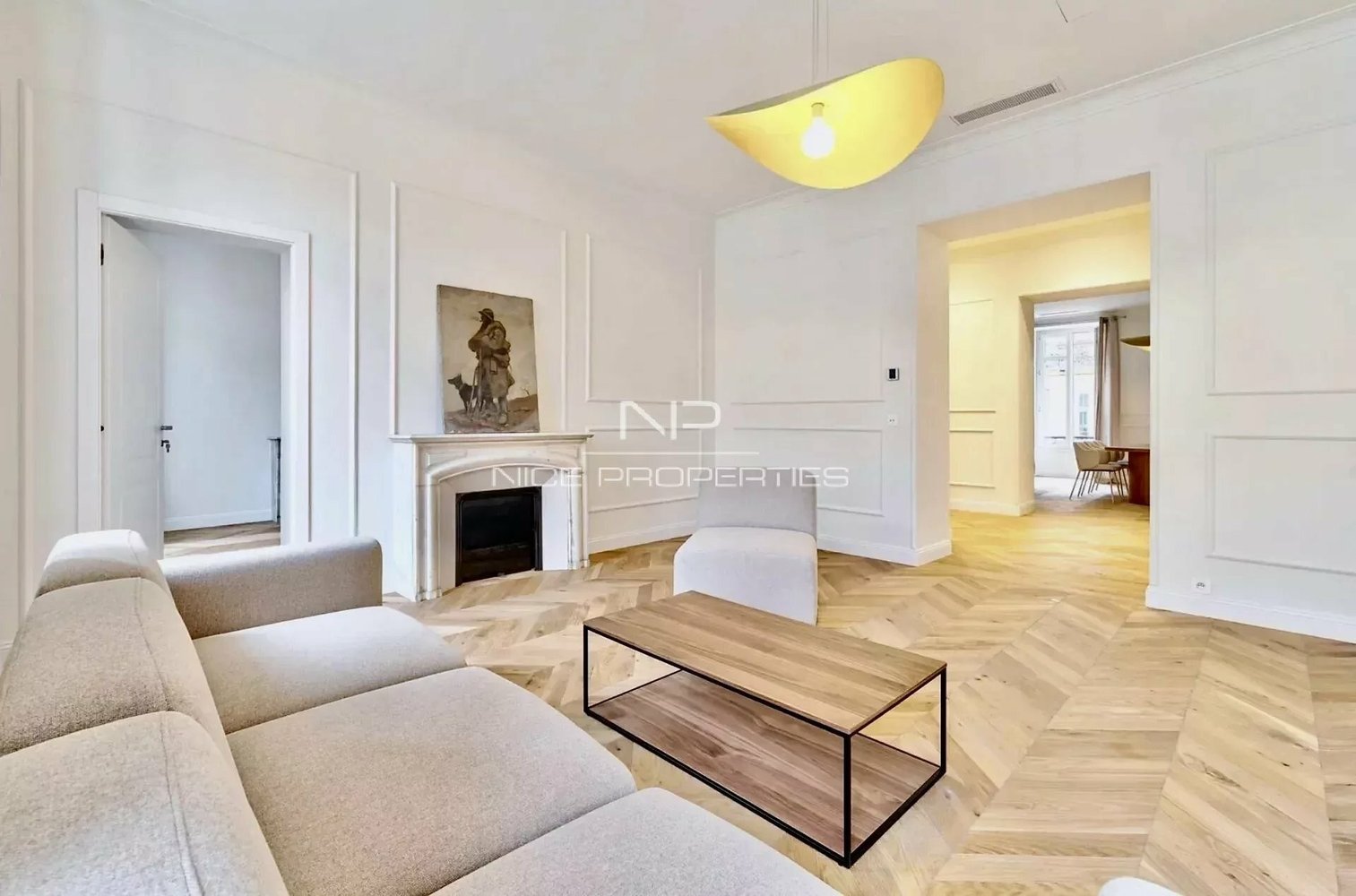 Property photo in Carre d'Argent