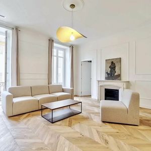 Property in Carre d'Argent