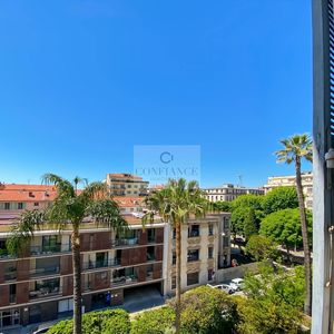 Property in Carre d'Argent