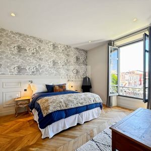 Property in Carre d'Argent