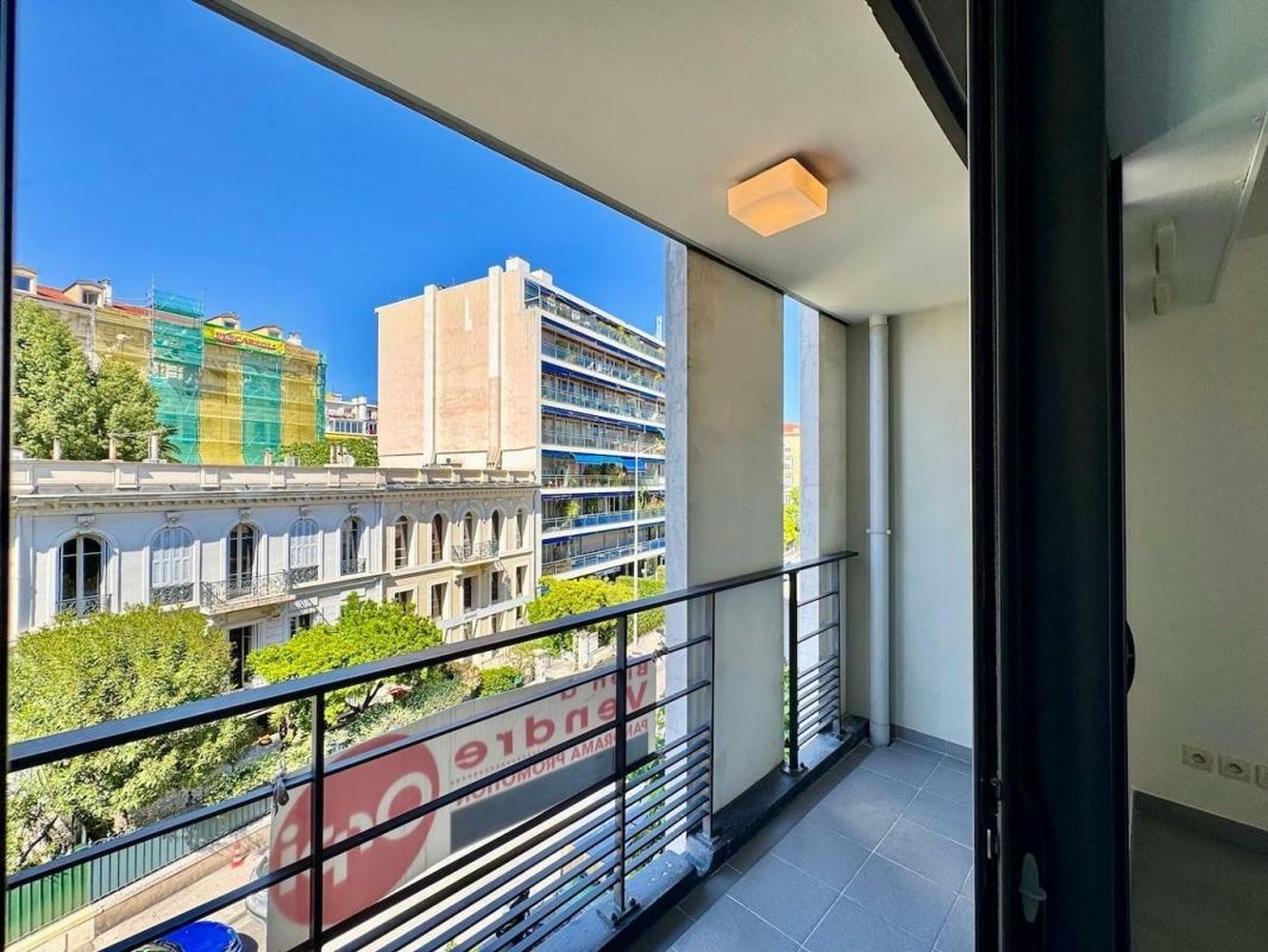 Property photo in Carre d'Argent