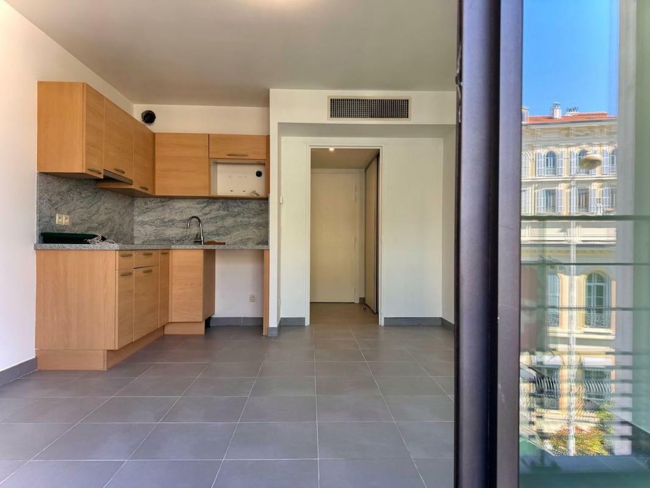 Property photo in Carre d'Argent