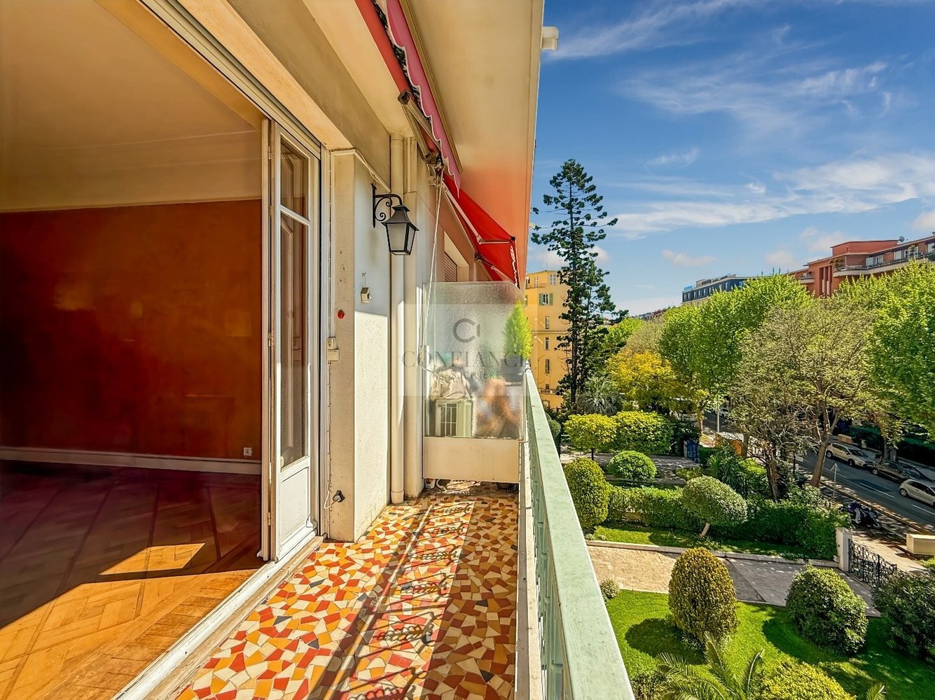 Property photo in Carre d'Argent