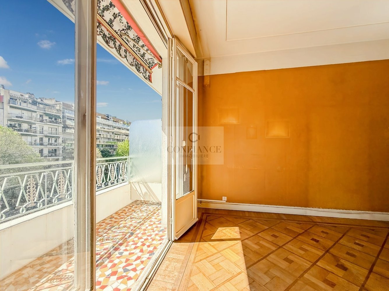 Property photo in Carre d'Argent