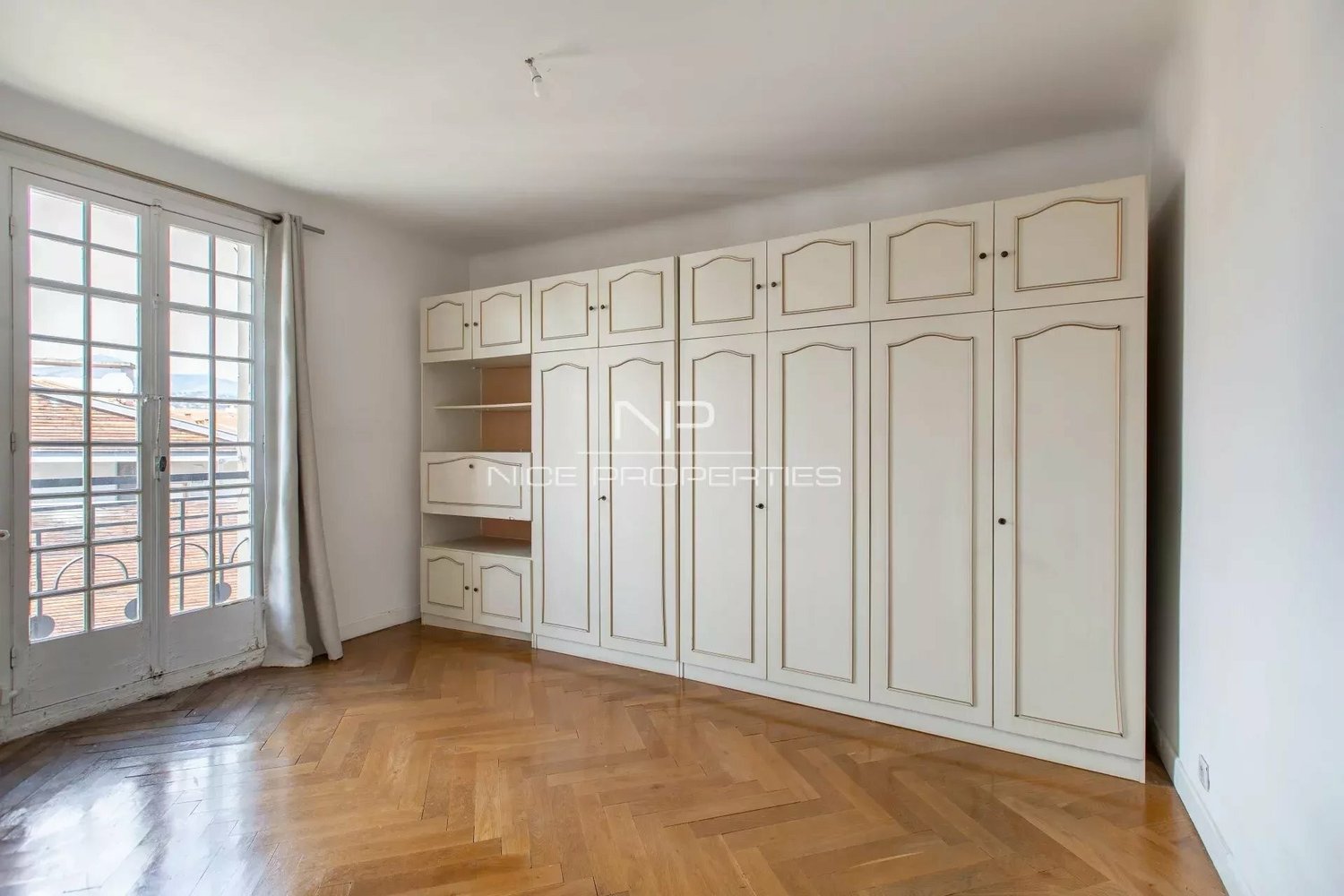 Property photo in Carre d'Argent