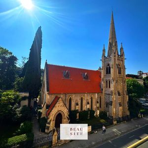 Property in Carre d'Or