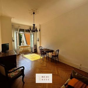 Property in Carre d'Or