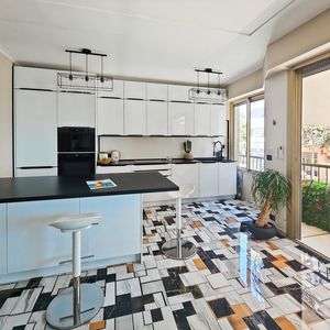 Property in Carre d'Or