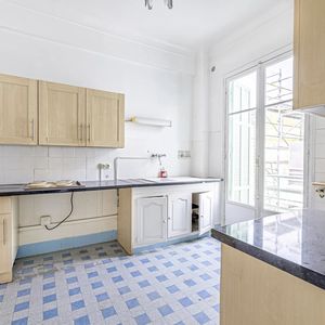 Property in Carre d'Or