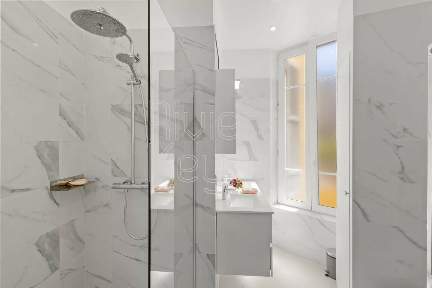 Property photo in Carre d'Or