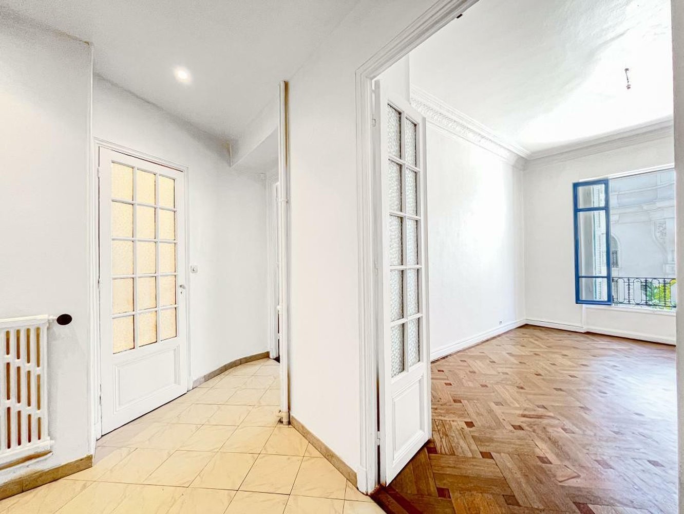 Property photo in Carre d'Or