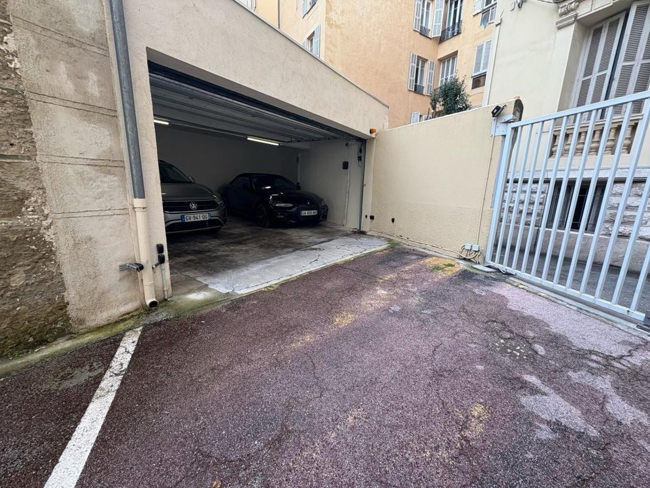 Property photo in Carre d'Or