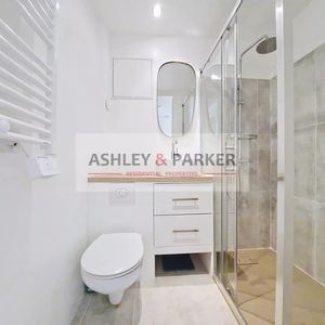 Property in Carre d'Or