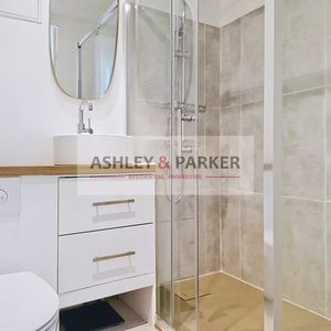 Property in Carre d'Or