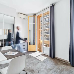 Property in Carre d'Or