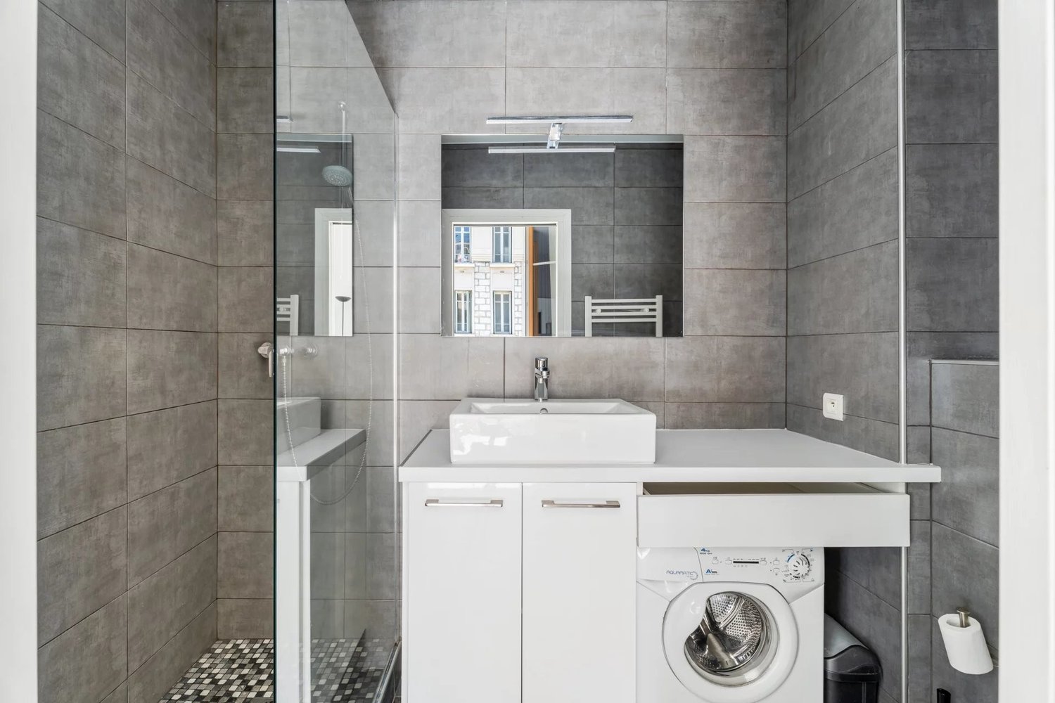 Property photo in Carre d'Or