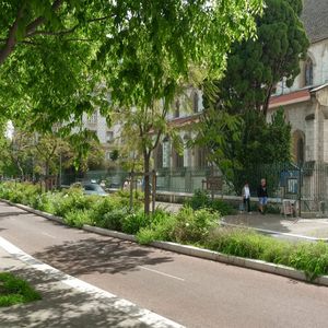 Property in Carre d'Or