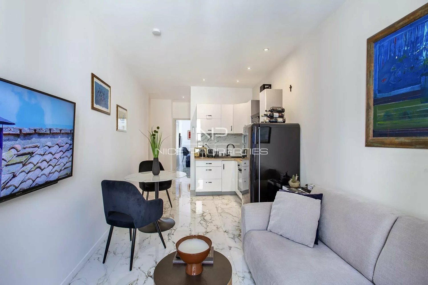 Property photo in Carre d'Or