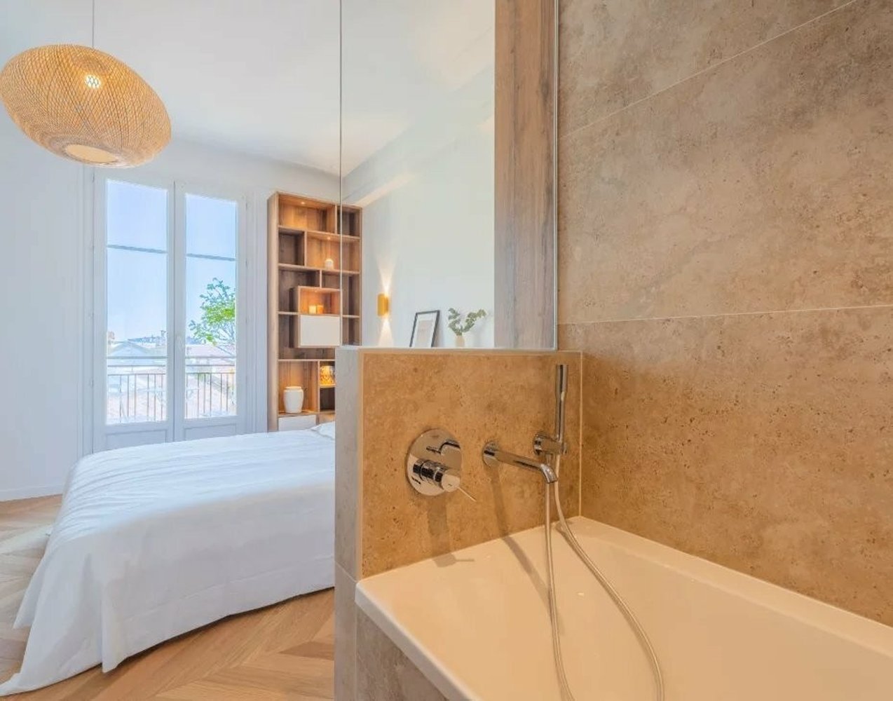 Property photo in Carre d'Or