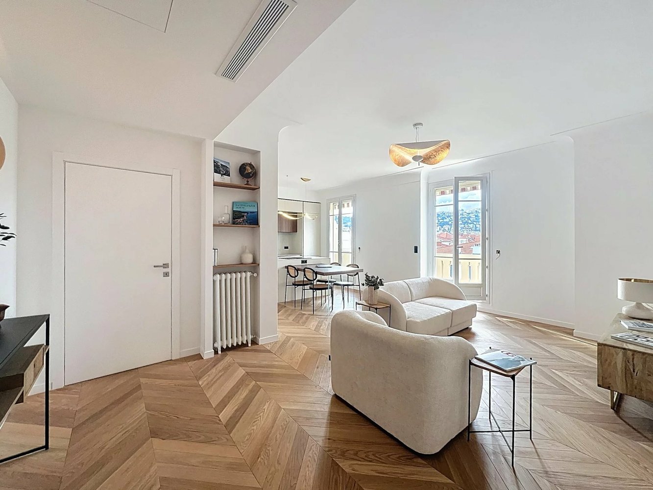 Property photo in Carre d'Or