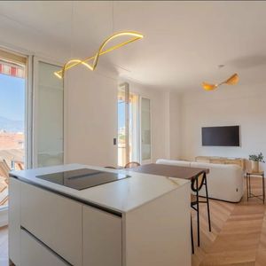 Property in Carre d'Or